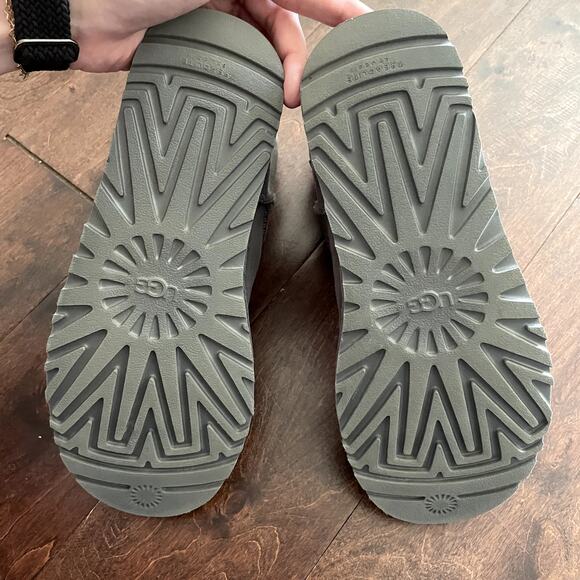 new ugg classic mini II boots gray size 8 - Picture 4 of 9